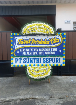 Papan Bunga Duka di Sambilawang