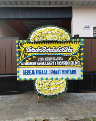 Papan Bunga Duka di Sambilawang